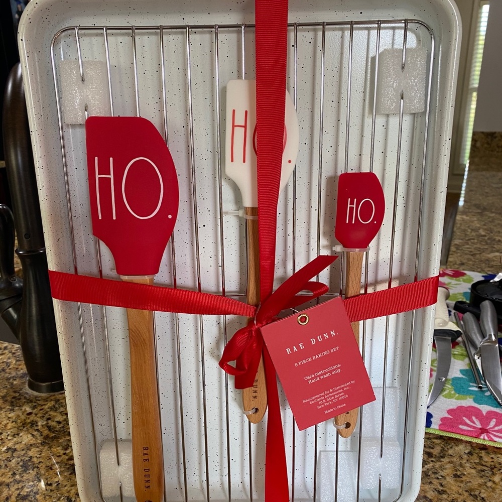 Rae Dunn Christmas baking set